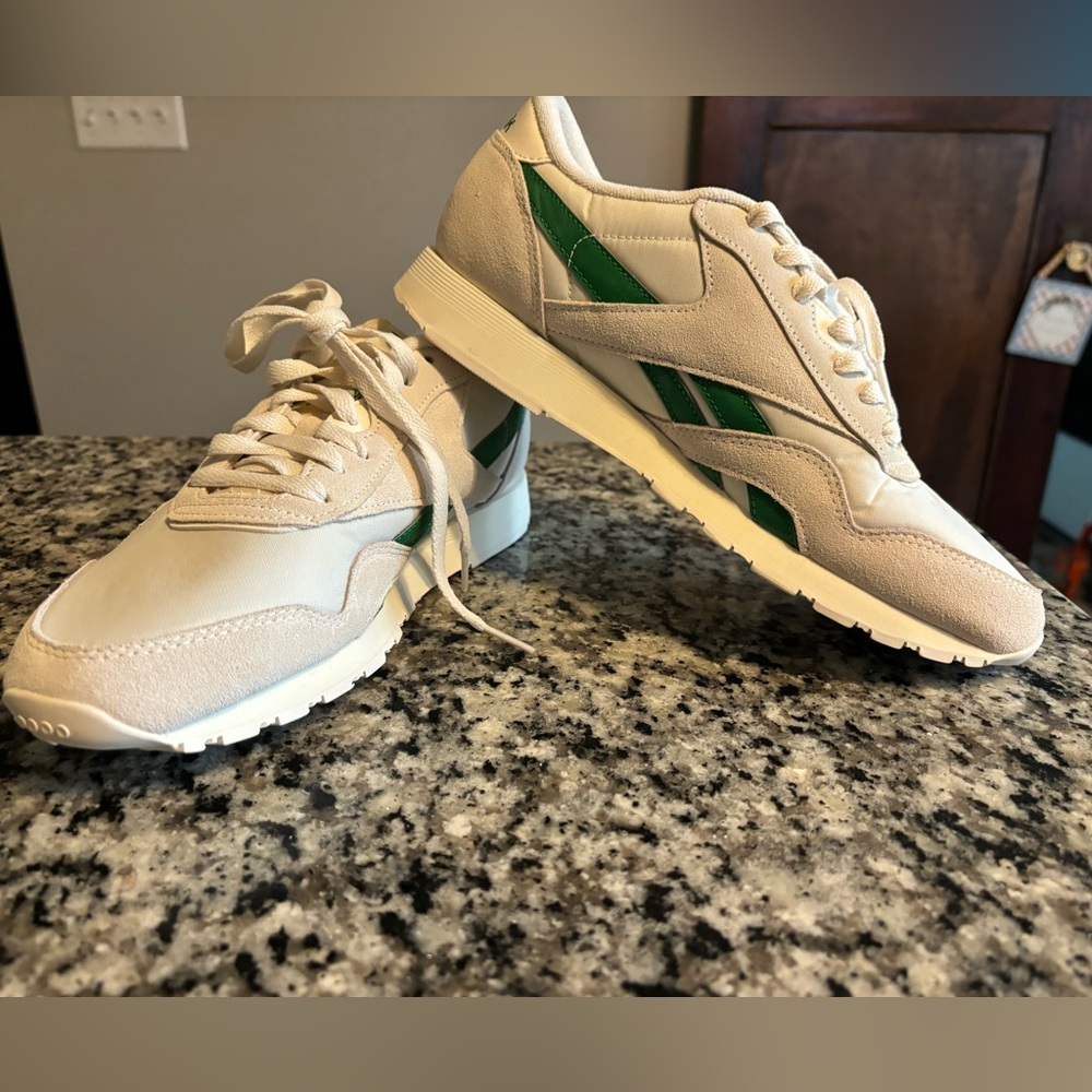 Reebok Classic NWOT